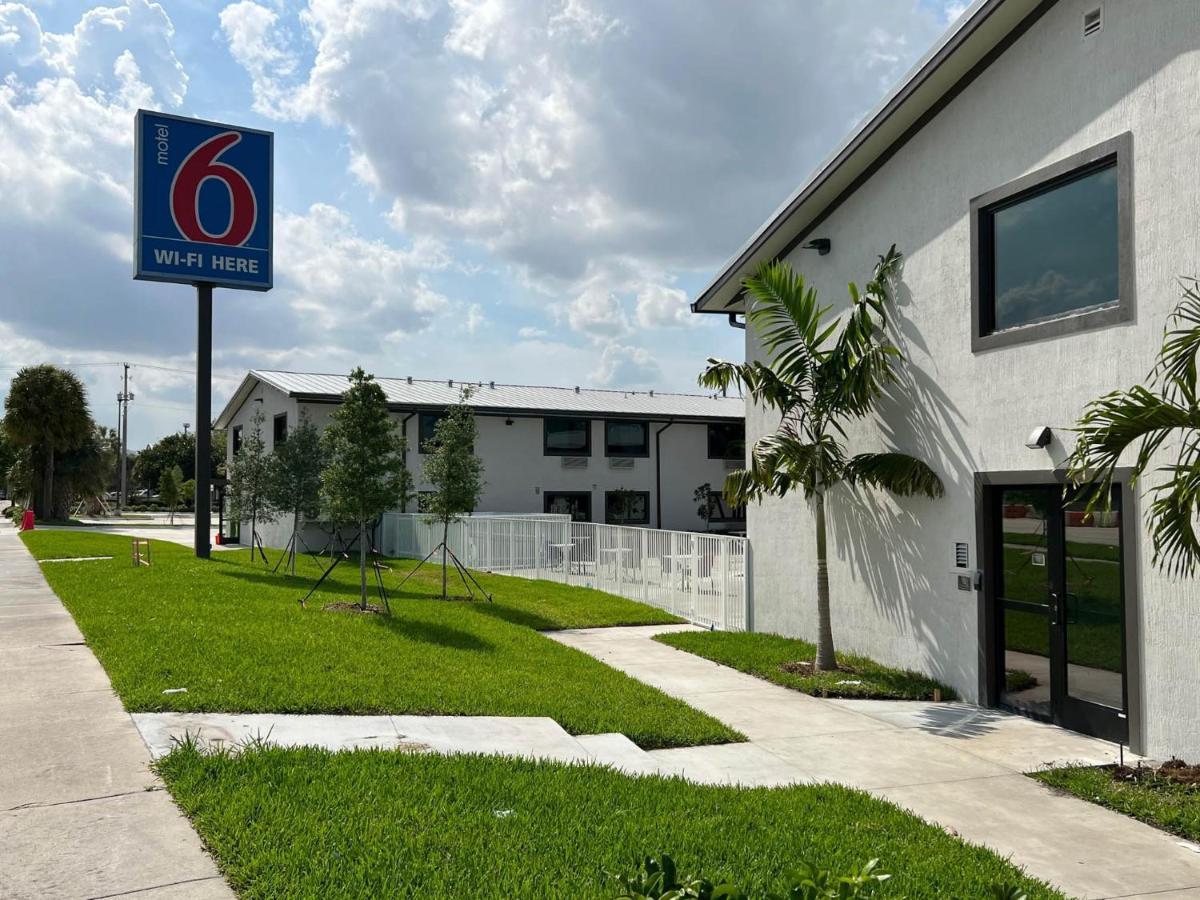 Motel 6-Fort Lauderdale, Fl Exteriör bild