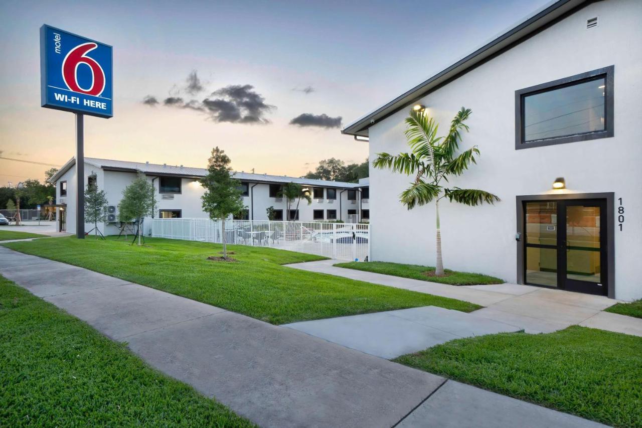 Motel 6-Fort Lauderdale, Fl Exteriör bild