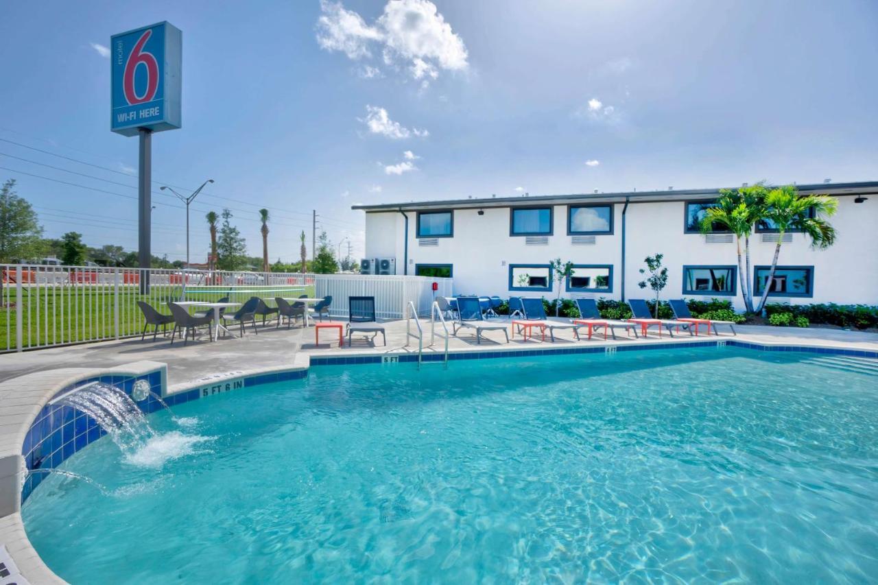 Motel 6-Fort Lauderdale, Fl Exteriör bild