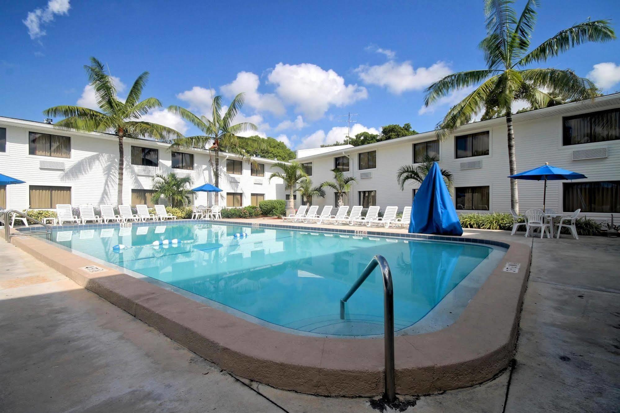 Motel 6-Fort Lauderdale, Fl Exteriör bild